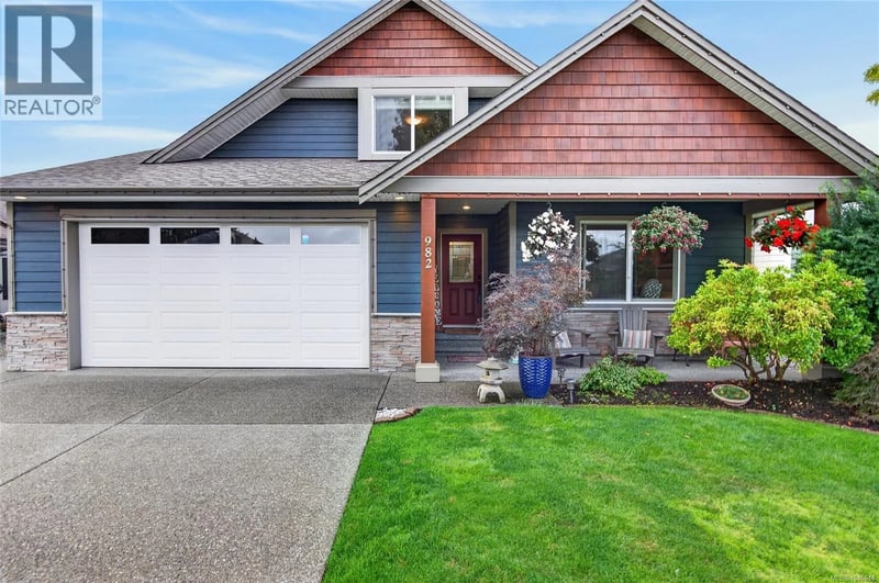 982 Cordero Crescent, Campbell River, British Columbia, V9H0C3, Campbell River, British Columbia — photo 1 of 5