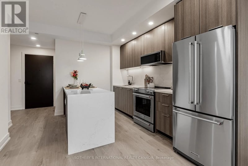 #1706 29 York Garden Way, Toronto (Yorkdale-Glen Park), Ontario, M6A2V1, Toronto (Yorkdale-Glen Park), Ontario — photo 1 of 5