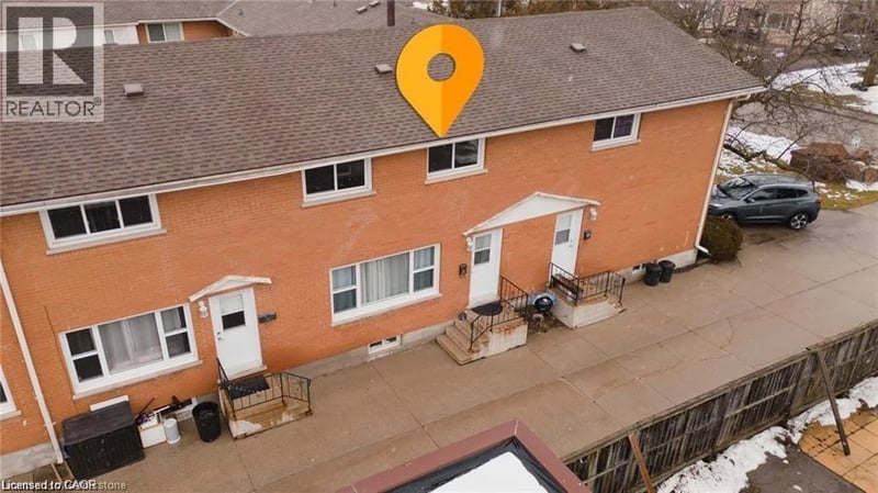 #8 78 BEE Street, Woodstock, Ontario, N4S3Z3, Woodstock, Ontario — photo 1 of 5