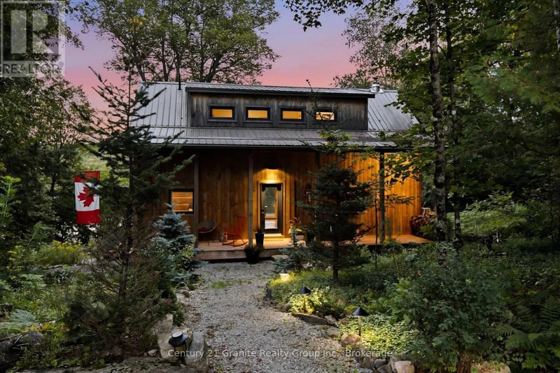 1093 Liswood Road, Dysart et al (Guilford), Ontario, K0M1S0, Dysart et al (Guilford), Ontario — photo 1 of 5