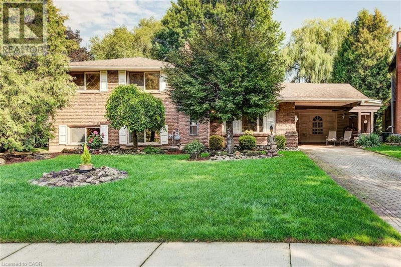 113 MACGREGOR Crescent, Waterloo, Ontario, N2J3X1, Waterloo, Ontario — photo 1 of 5