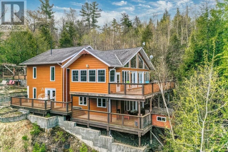 14 EVERGREEN LN, Elliot Lake, Ontario, P5A2S9, Elliot Lake, Ontario — photo 1 of 5