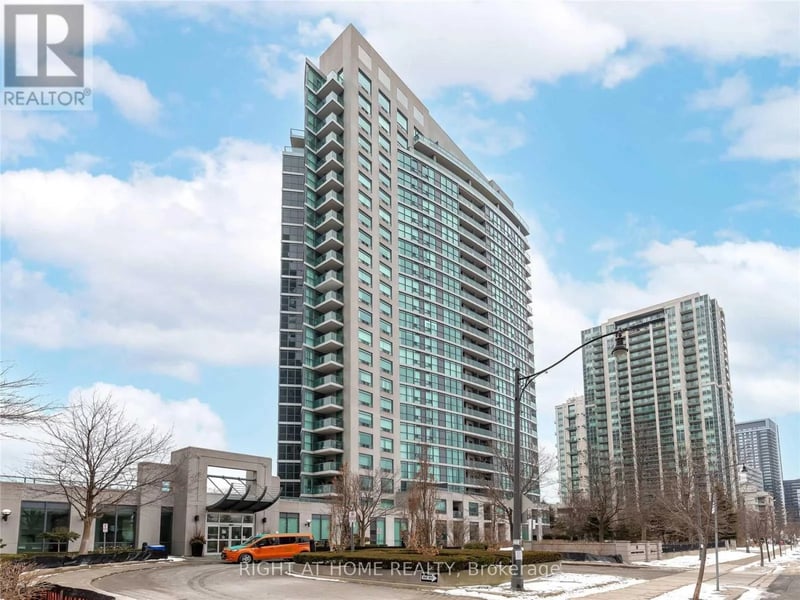 #702 28 Harrison Garden Boulevard, Toronto (Willowdale East), Ontario, M2N7B5, Toronto (Willowdale East), Ontario — photo 1 of 5