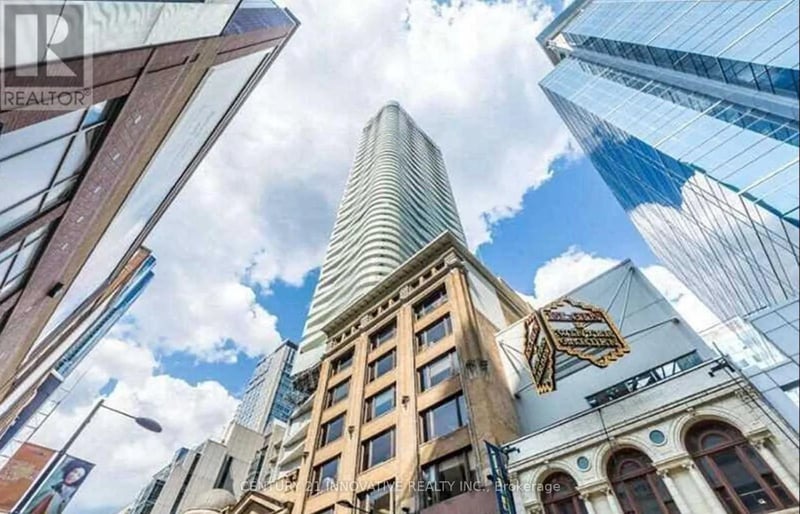 #4503 197 Yonge Street, Toronto (Church-Yonge Corridor), Ontario, M5B0C1, Toronto (Church-Yonge Corridor), Ontario — photo 1 of 5