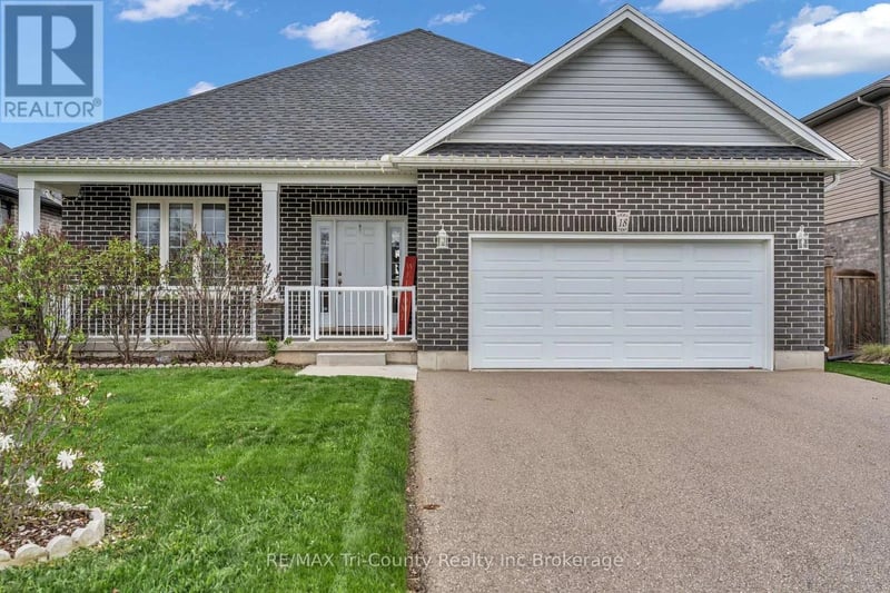 18 Crocus Avenue, Tillsonburg, Ontario, N4G5S9, Tillsonburg, Ontario — photo 1 of 5