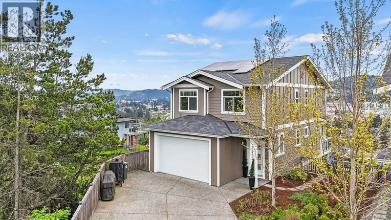 2562 Rosevista Place, Langford, British Columbia, V9B5J6, Langford, British Columbia — photo 1 of 5