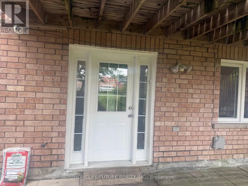 #Basement 92 Knotwood Crescent, Toronto (Rouge), Ontario, M1X1Y8, Toronto (Rouge), Ontario — photo 1 of 5