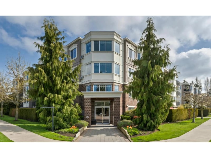 #PH-5 15357 ROPER Avenue, Surrey, British Columbia, V6B2G2, Surrey, British Columbia — photo 1 of 5