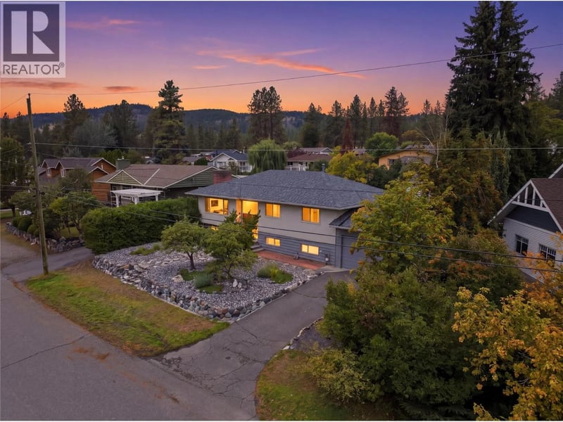 2175 Munro Crescent, Merritt, British Columbia, V1K1H7, Merritt, British Columbia — photo 1 of 5