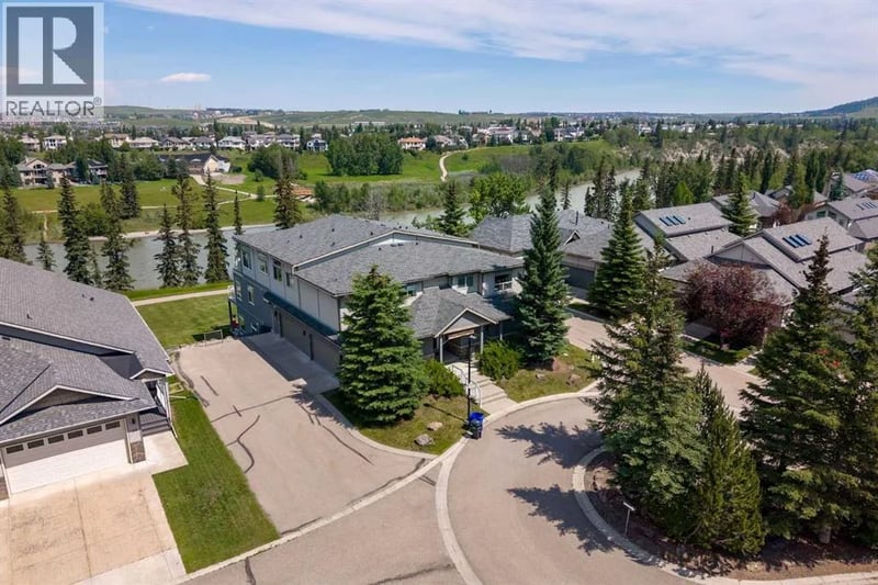 192 Crawford Drive, Cochrane, Alberta, T4C2G8, Cochrane, Alberta — photo 1 of 5