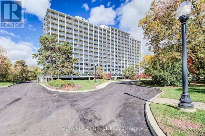 #505 58 Bridgeport Road, Waterloo, Ontario, N2J4H5, Waterloo, Ontario — photo 1 of 5