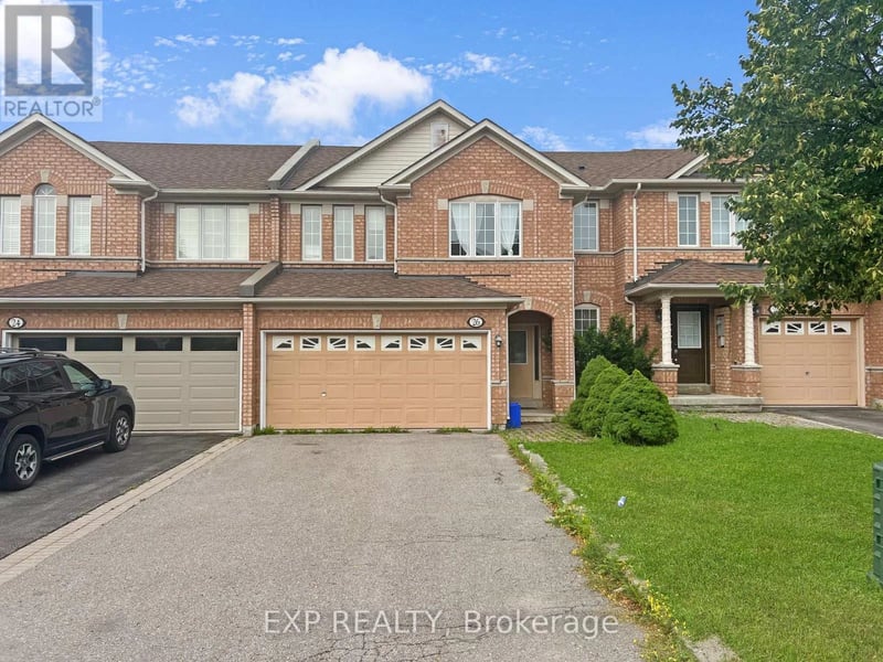 #Bsmt 26 Millcliff Circle, Aurora (Aurora Grove), Ontario, L4G7N7, Aurora (Aurora Grove), Ontario — photo 1 of 5