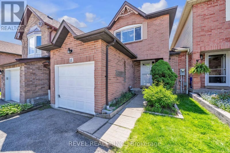 11 Carr Drive, Ajax (Central), Ontario, L1T3E1, Ajax (Central), Ontario — photo 1 of 5