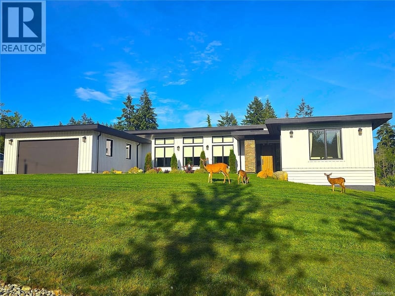 6153 Tebo Street, Port Alberni, British Columbia, V9Y8S7, Port Alberni, British Columbia — photo 1 of 5