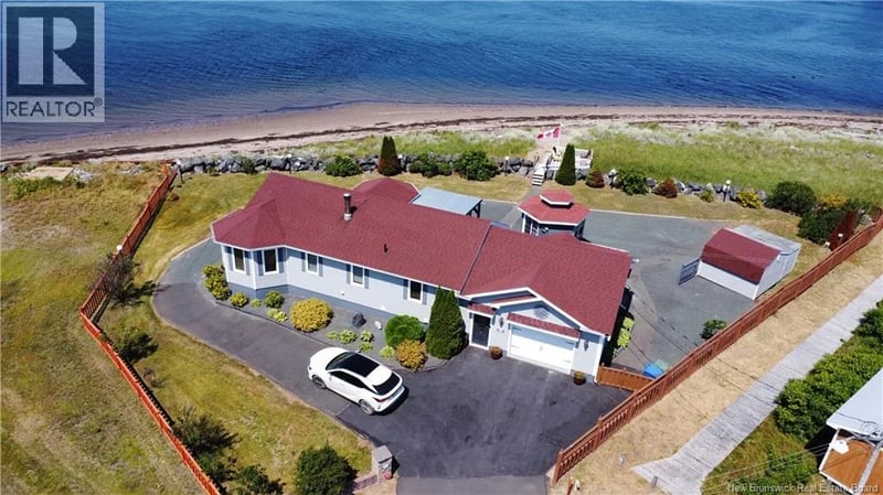 25 Bayshore, Bathurst, New Brunswick, E2A6A4, Bathurst, New Brunswick — photo 1 of 5