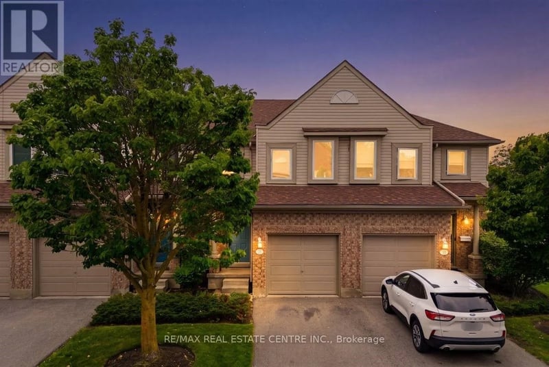 15 Roehampton Crescent, Guelph (Pineridge/Westminster Woods), Ontario, N1L1M9, Guelph (Pineridge/Westminster Woods), Ontario — photo 1 of 5