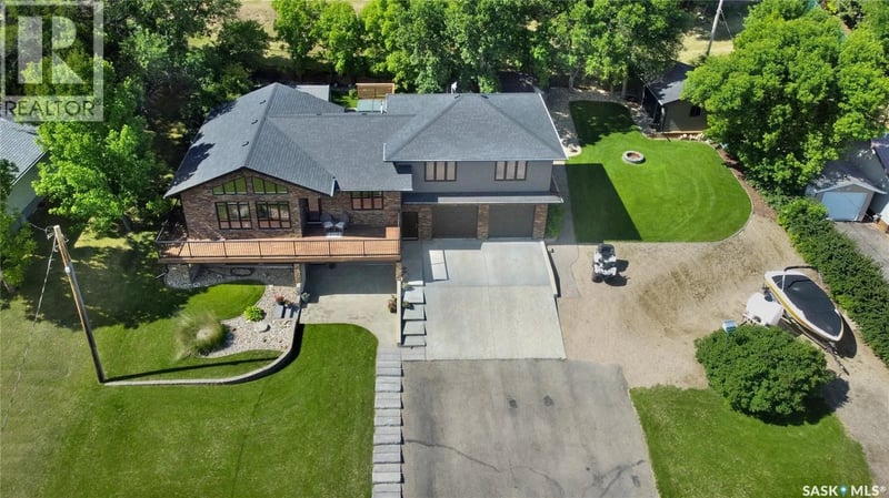 507 Tatanka DRIVE, Buffalo Pound Lake, Saskatchewan, S0H0S0, Buffalo Pound Lake, Saskatchewan — photo 1 of 5