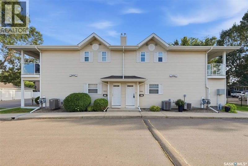 204D 141 105th STREET W, Saskatoon, Saskatchewan, S7N1N3, Saskatoon, Saskatchewan — photo 1 of 5