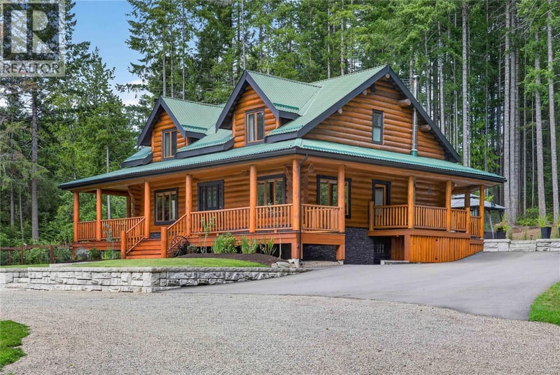 1258 Barr Drive, Merville, British Columbia, V0R2M0, Merville, British Columbia — photo 1 of 5