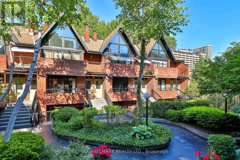 #21 17 Pembroke Street, Toronto (Moss Park), Ontario, M5A2N6, Toronto (Moss Park), Ontario — photo 1 of 5
