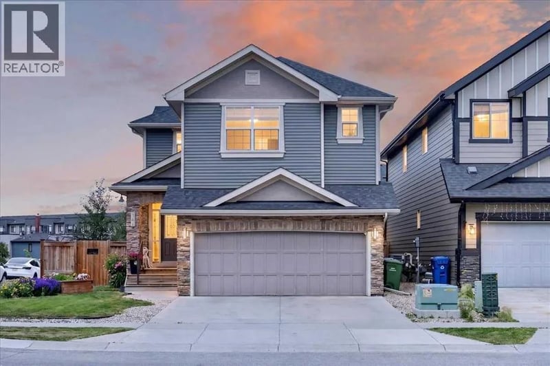 546 Sherwood Boulevard Northwest, Calgary, Alberta, T3R0R7, Calgary, Alberta — photo 1 of 5