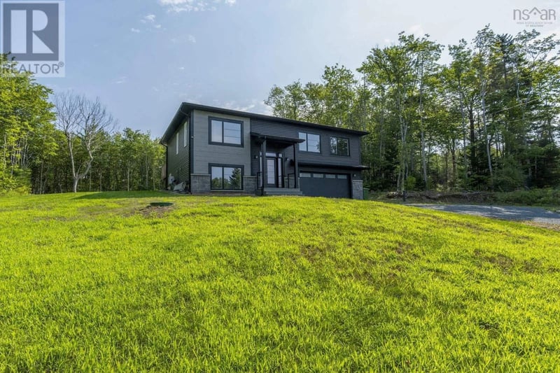 105 Coltsfoot Lane, Middle Sackville, Nova Scotia, B4E0R6, Middle Sackville, Nova Scotia — photo 1 of 5