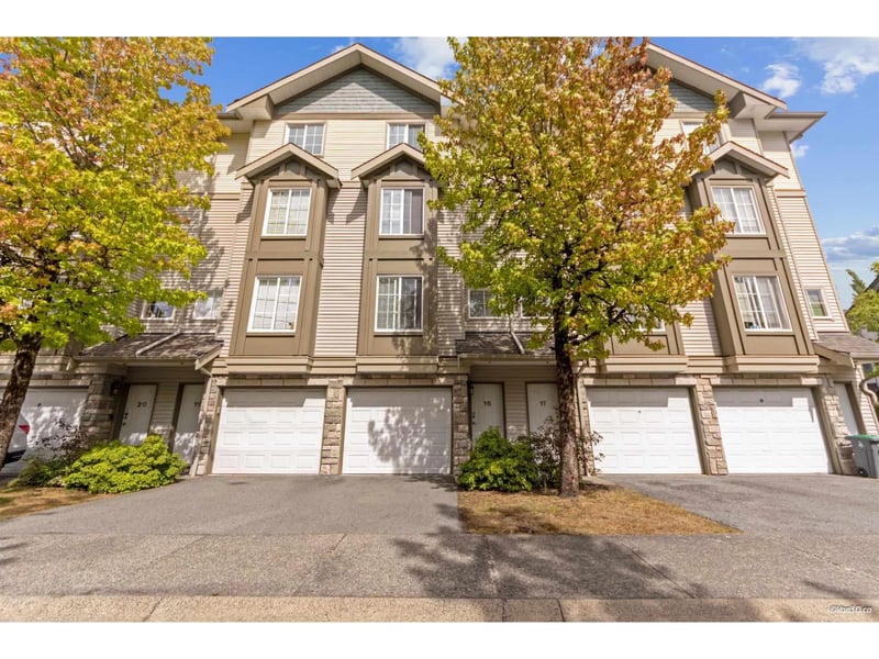 #18 14855 100 Avenue, Surrey, British Columbia, V3R2W1, Surrey, British Columbia — photo 1 of 5