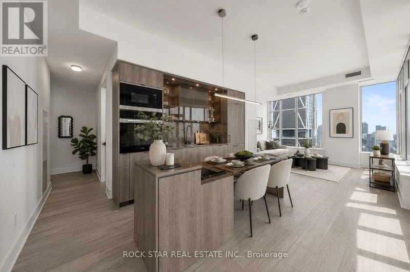 #5409 11 Yorkville Avenue, Toronto (Annex), Ontario, M4W0B7, Toronto (Annex), Ontario — photo 1 of 5
