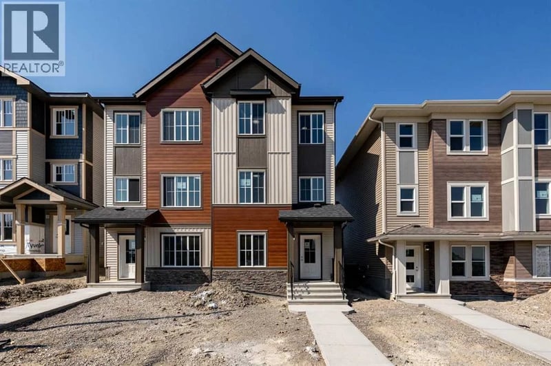 7 Tillotson Loop, Okotoks, Alberta, T1S4S8, Okotoks, Alberta — photo 1 of 5