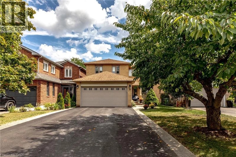 31 GRINDSTONE Way, Hamilton, Ontario, L9H7B7, Hamilton, Ontario — photo 1 of 5