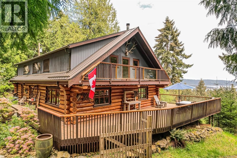 129 Mariko Place, Salt Spring, British Columbia, V8K1E1, Salt Spring, British Columbia — photo 1 of 5