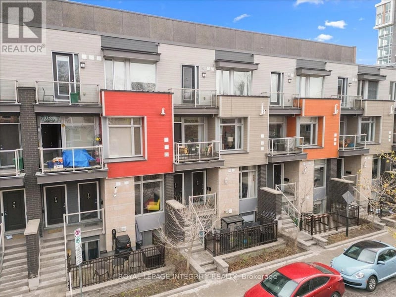 #9 78 Holmwood Avenue, Ottawa, Ontario, K1S2P1, Ottawa, Ontario — photo 1 of 5