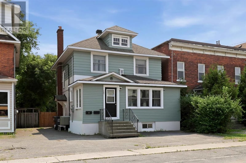 157 Alexandra ST, Sault Ste. Marie, Ontario, P6A1J5, Sault Ste. Marie, Ontario — photo 1 of 5