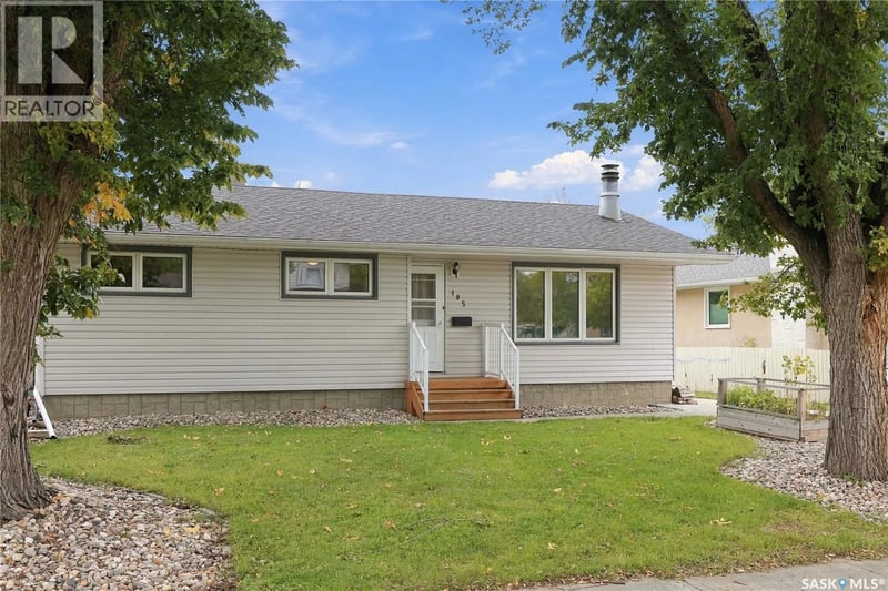 195 Wells STREET, Regina, Saskatchewan, S4R5Z6, Regina, Saskatchewan — photo 1 of 5