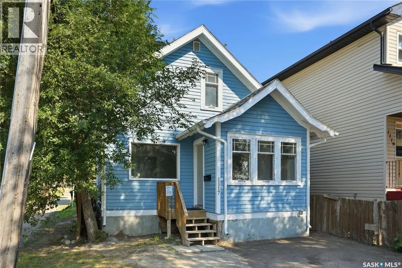 1117 Kilburn AVENUE, Saskatoon, Saskatchewan, S7M0J6, Saskatoon, Saskatchewan — photo 1 of 5