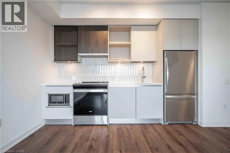 #437 395 DUNDAS Street, Oakville, Ontario, L6M5R8, Oakville, Ontario — photo 1 of 5