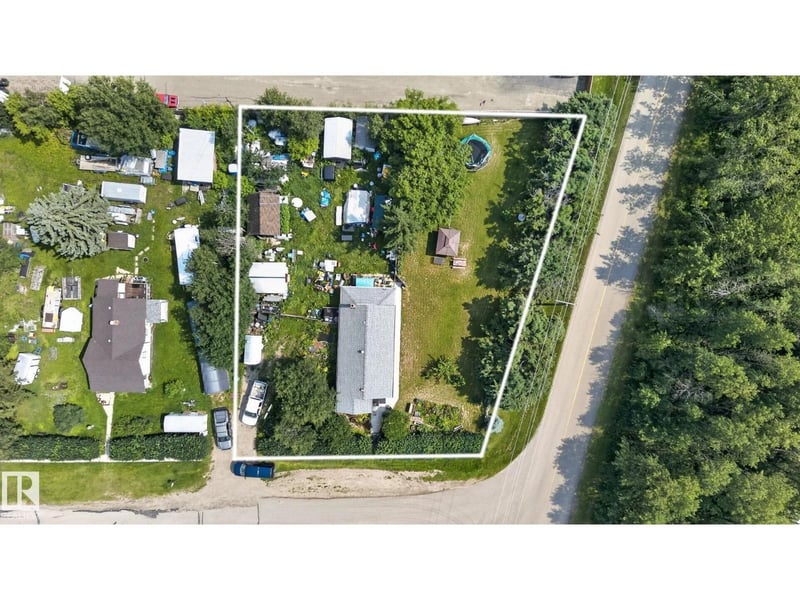 4711 50 ST, Onoway, Alberta, T0E0H0, Onoway, Alberta — photo 1 of 5