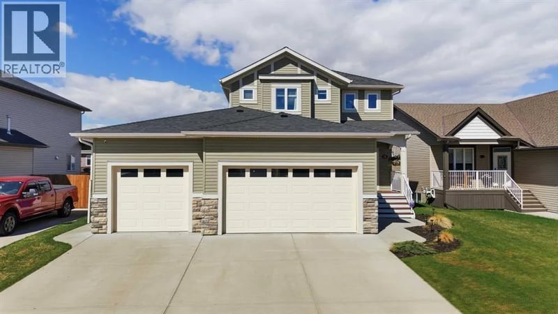 10 Viceroy Crescent, Olds, Alberta, T4H0C4, Olds, Alberta — photo 1 of 5