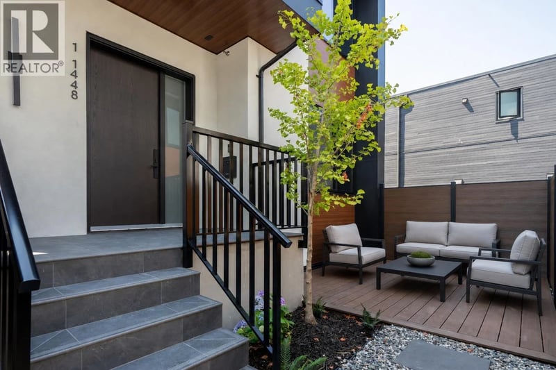 #1 1448 30TH Avenue, Vancouver, British Columbia, V5N3A2, Vancouver, British Columbia — photo 1 of 5
