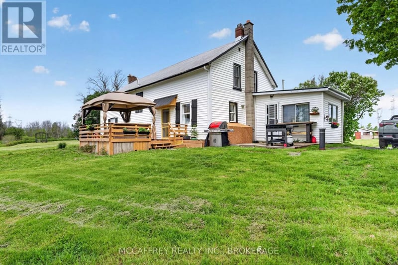 1549 DOYLE Road, Loyalist (Lennox and Addington - South), Ontario, K0H1G0, Loyalist (Lennox and Addington - South), Ontario — photo 1 of 5
