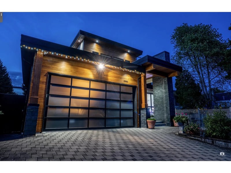 15881 BUENA VISTA Avenue, White Rock, British Columbia, V4B2A2, White Rock, British Columbia — photo 1 of 5