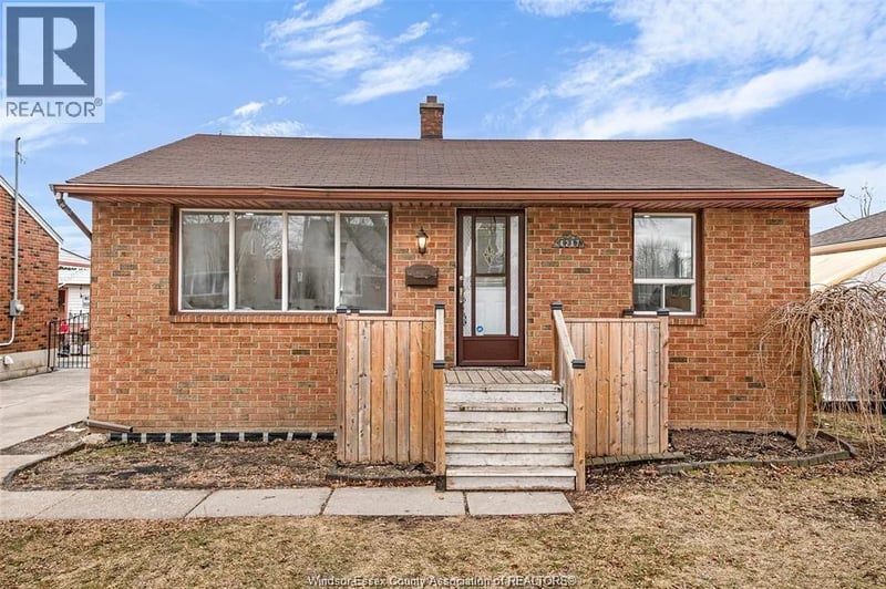 1217 HARRISON, Windsor, Ontario, N9C3J4, Windsor, Ontario — photo 1 of 5