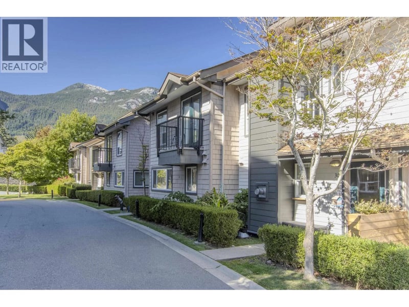 #30 1204 MAIN Street, Squamish, British Columbia, V8B0S3, Squamish, British Columbia — photo 1 of 5