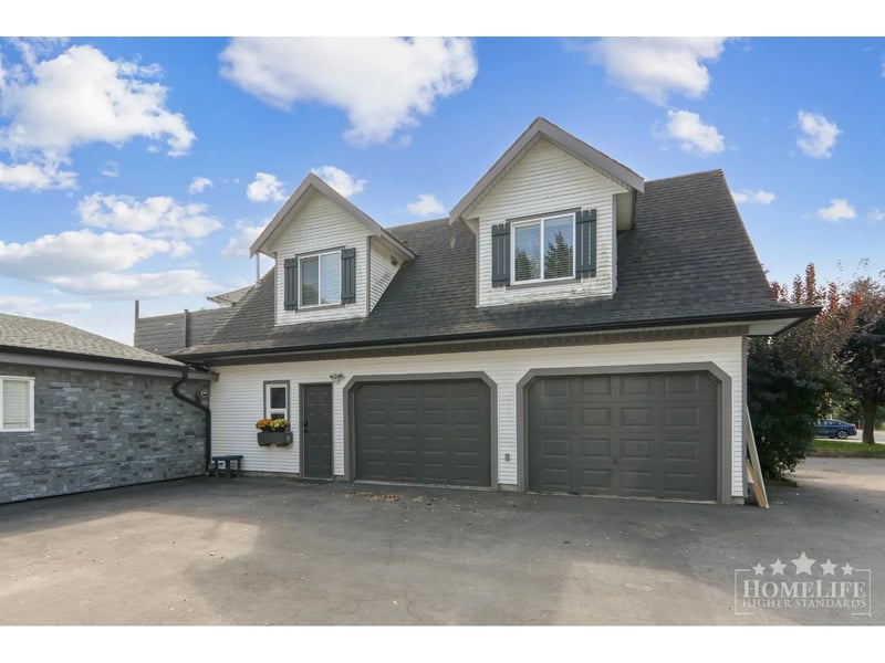 11070 Coach House 11070 MCSWEEN ROAD, Fairfield Island, Chilliwack, British Columbia, V2P7Z7, Chilliwack, British Columbia — photo 1 of 5
