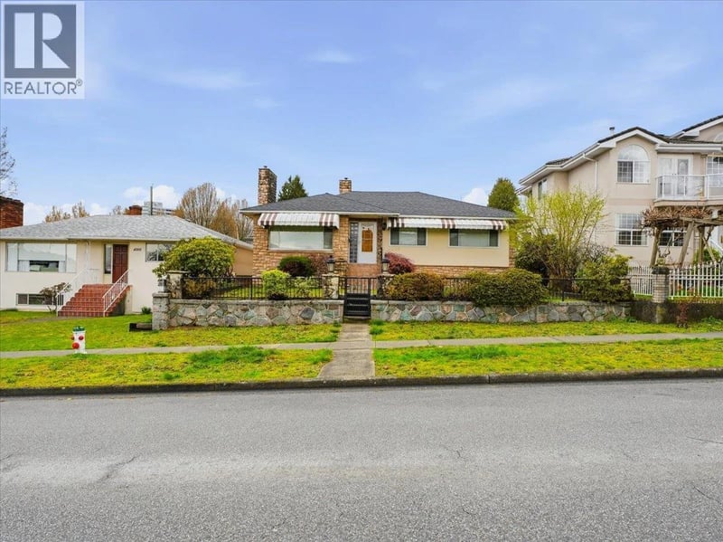 4009 UNION Street, Burnaby, British Columbia, V5C2W9, Burnaby, British Columbia — photo 1 of 5