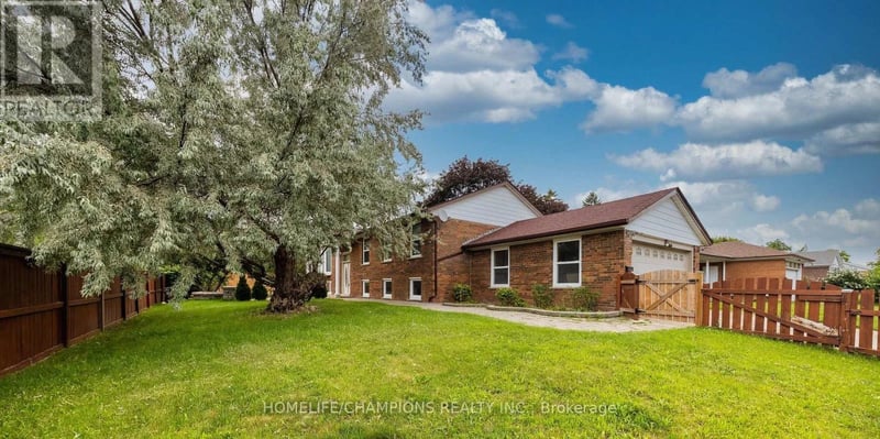 2 Altair Avenue, Toronto (L'Amoreaux), Ontario, M1W1A4, Toronto (L'Amoreaux), Ontario — photo 1 of 5