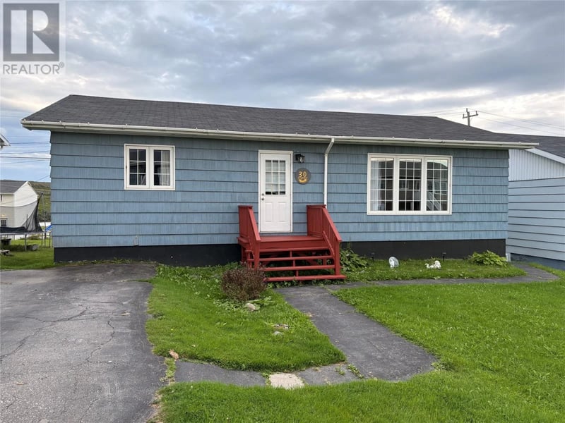 30 LeGrow Street, Port aux Basques, Newfoundland & Labrador, A0M1C0, Port aux Basques, Newfoundland & Labrador — photo 1 of 5