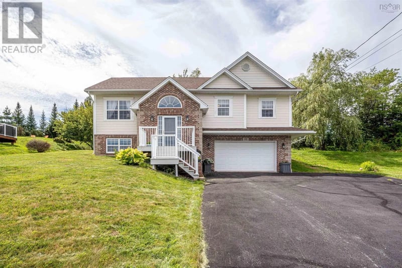 50 Falcon Crest Court, Sackville, Nova Scotia, B4E3K5, Sackville, Nova Scotia — photo 1 of 5