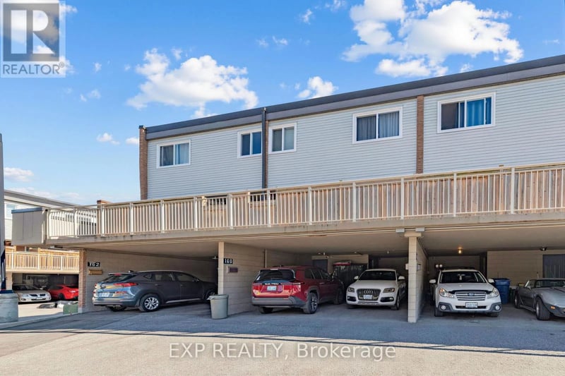 #58 158 Milestone Crescent, Aurora (Aurora Village), Ontario, L4G3M2, Aurora (Aurora Village), Ontario — photo 1 of 5