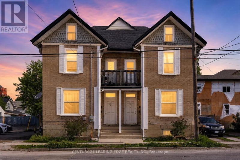 292-294 Townsend Street, Peterborough (Town Ward 3), Ontario, K9J2K7, Peterborough (Town Ward 3), Ontario — photo 1 of 5